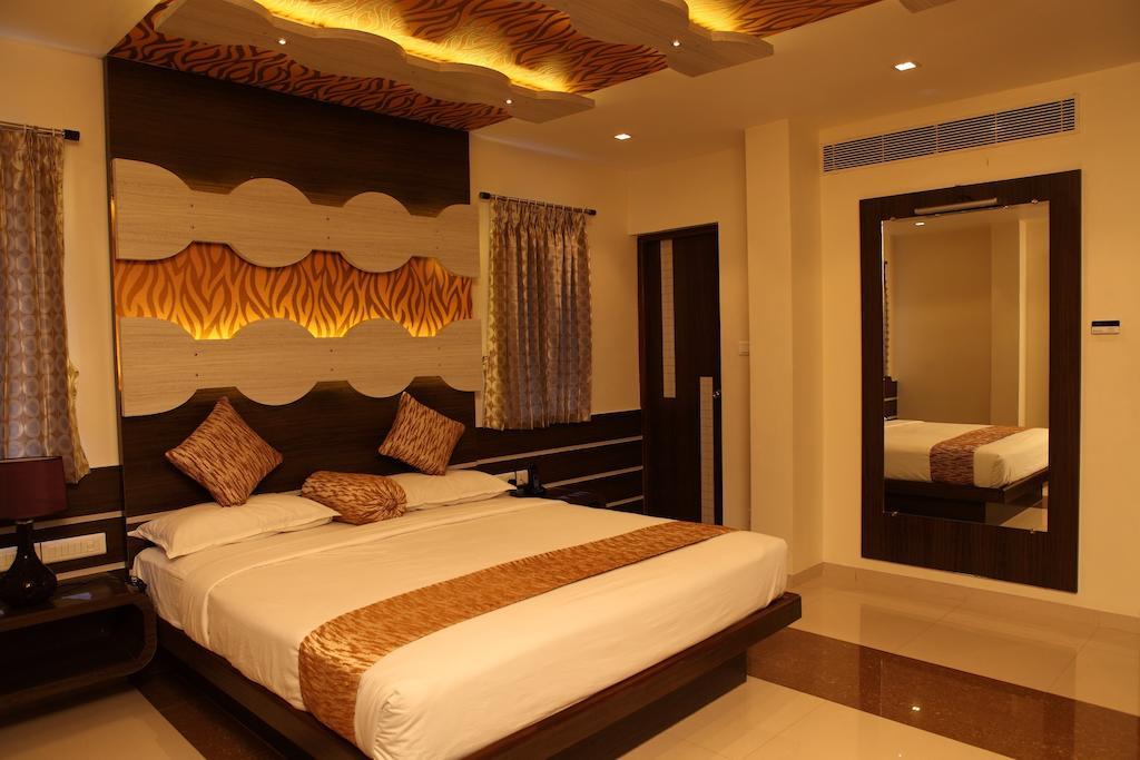 Sbs Grand Hotel Coimbatore Værelse billede