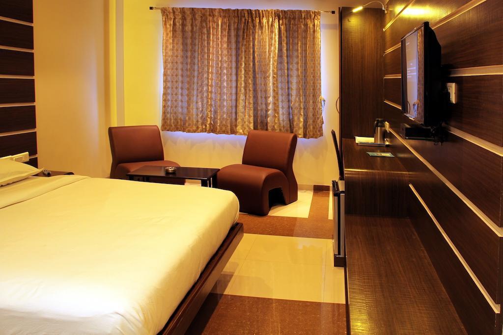 Sbs Grand Hotel Coimbatore Værelse billede